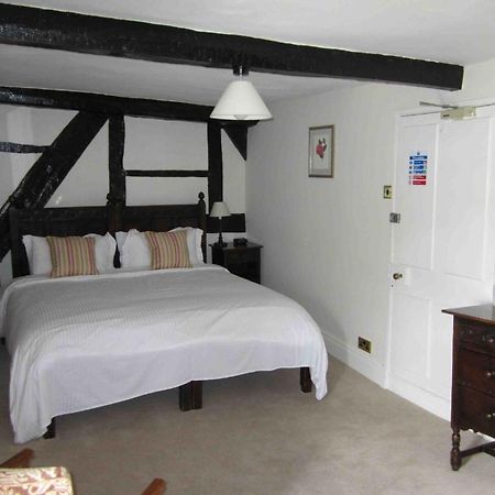 The Three Cocks Coaching Inn Glasbury Kamer foto