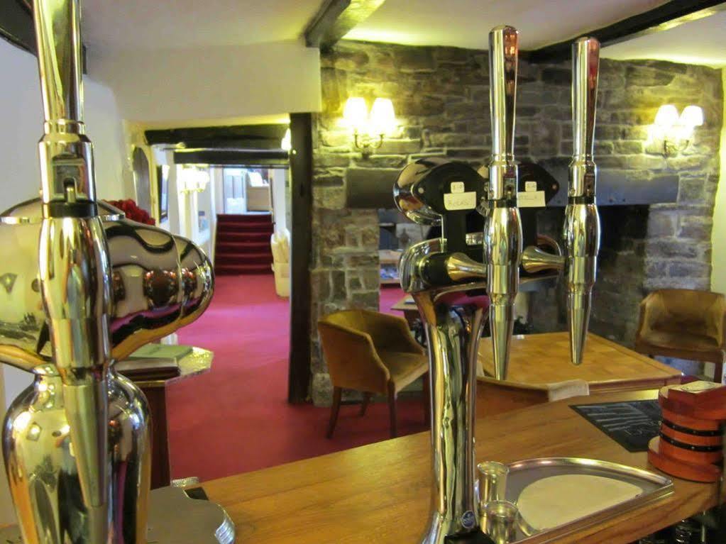The Three Cocks Coaching Inn Glasbury Buitenkant foto