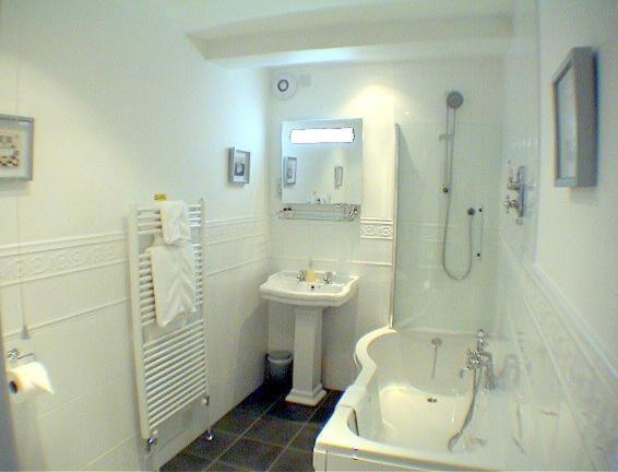 The Three Cocks Coaching Inn Glasbury Kamer foto